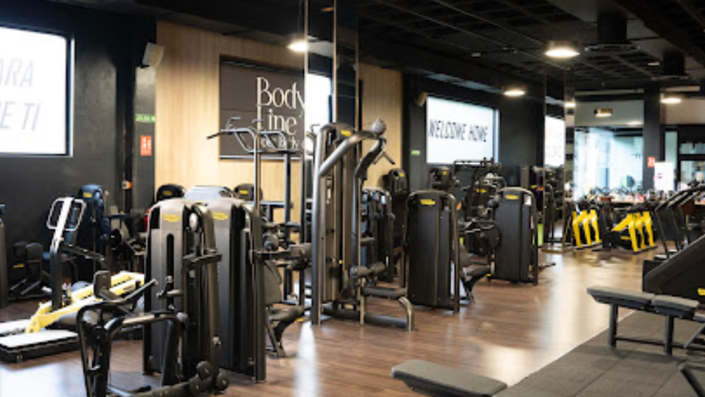 Foto del interior del gimnasio Bodyline Fitness club
