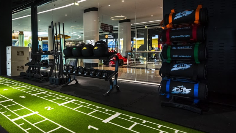 Foto del interior del gimnasio Fitness Park A Coruña Marineda