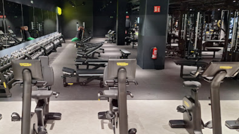 Foto del interior del gimnasio Fitness Park Vigo Gran Vía