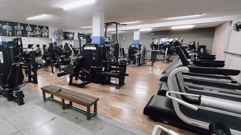 Foto del interior del gimnasio Mythos Gym