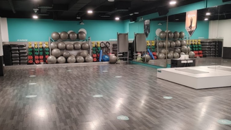 Foto del interior del gimnasio Synergym Murcia Centro