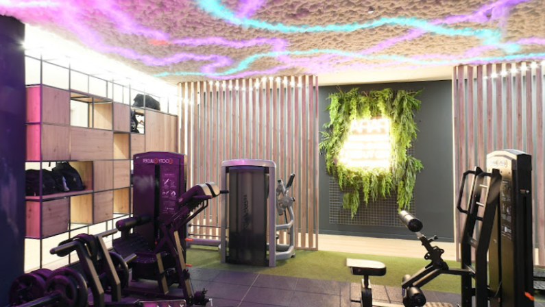 Foto del interior del gimnasio ARANAH Terrassa