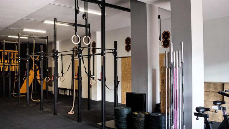 Foto del interior del gimnasio Apache Cross Training