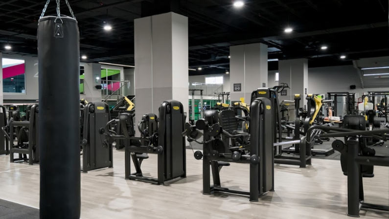 Foto del interior del gimnasio Dreamfit Gijon
