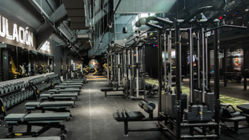 Foto del interior del gimnasio Fitness Park Vitoria Boulevard