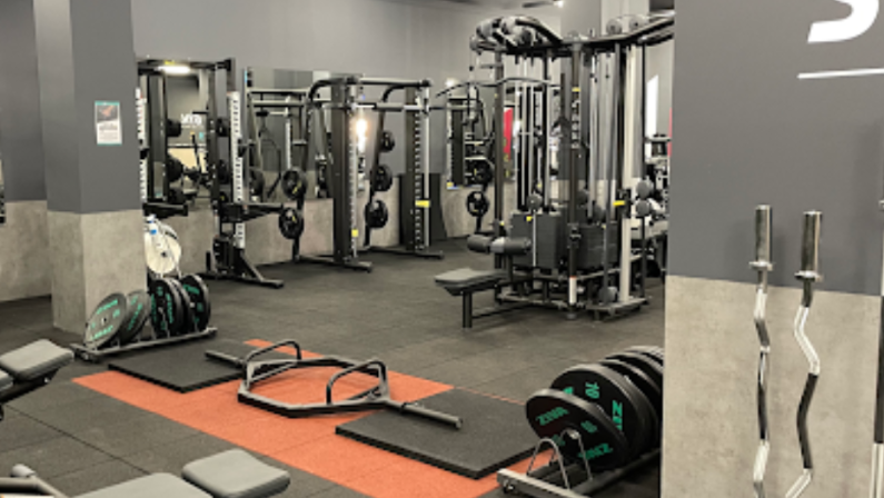 Foto del interior del gimnasio Synergym Albacete Universidad